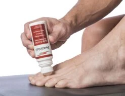 2Toms Footshield Roll On 6 2Toms Footshield Roll On -Hiking Shop k3340593de2e6b5ff893e0e8473951f3b