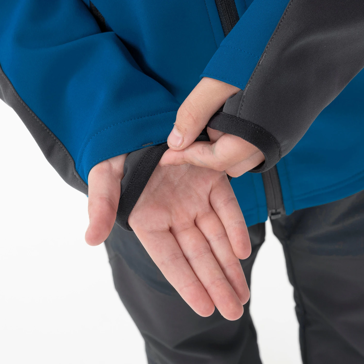 Quechua Kids’ Softshell Hiking Jacket - MH550 Black 20 Quechua Kids’ Softshell Hiking Jacket - MH550 Black - Image 20