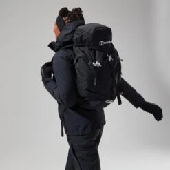 Berghaus Hillwalker InterActive Shell Jacket -Hiking Shop k71a34f77c25af0429d5ef75f7fc9e9a6