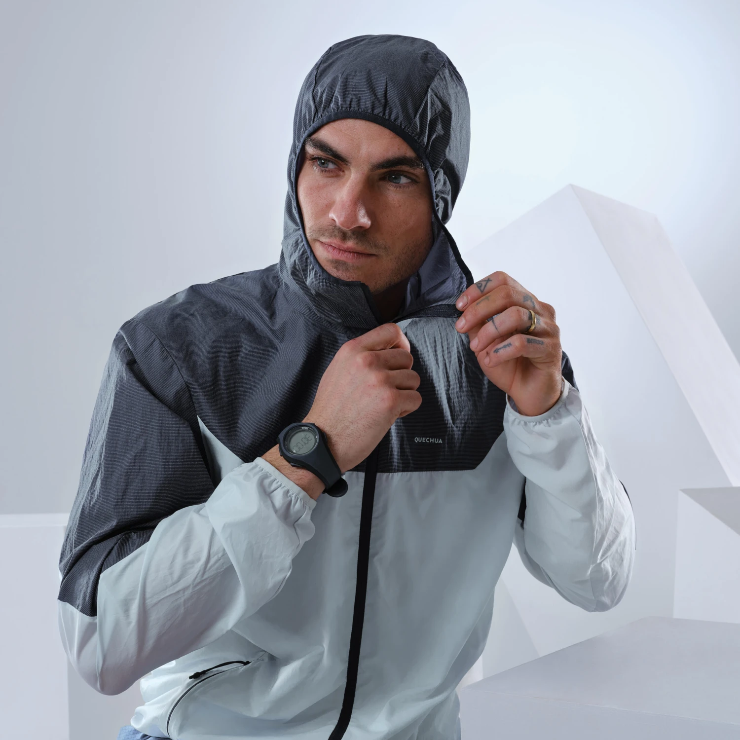 Quechua Men’s Fast Hiking Windbreaker Jacket FH500 Helium Wind Grey 8 Quechua Men’s Fast Hiking Windbreaker Jacket FH500 Helium Wind Grey - Image 8