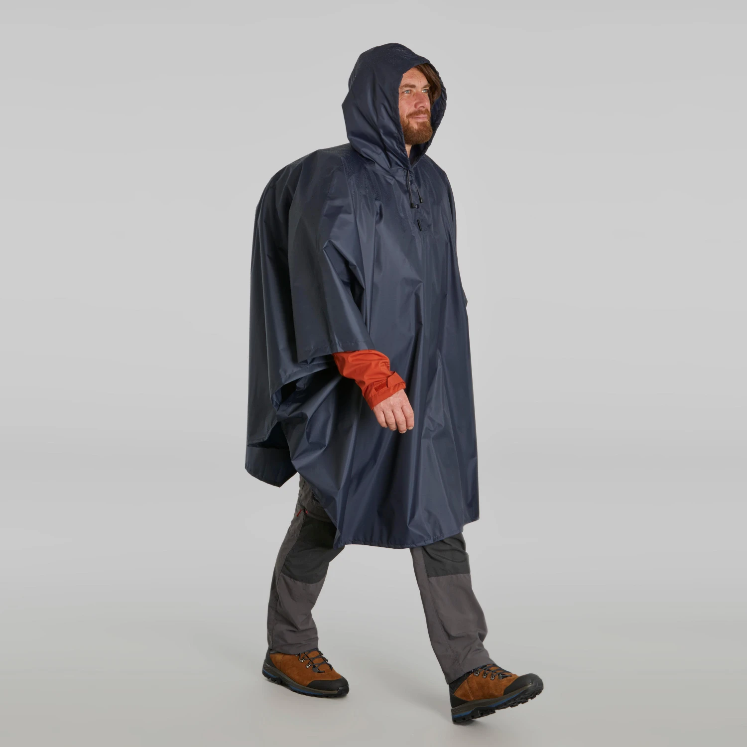 Hiking Rain Poncho - FORCLAZ MT 100 - 30 L 9 Hiking Rain Poncho - FORCLAZ MT 100 - 30 L - Image 9
