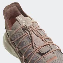 ADIDAS Terrex Voyager 21 Travel Shoes 32 ADIDAS Terrex Voyager 21 Travel Shoes -Hiking Shop ke9bd67879c077b2eaccbfcd4cf2480ea